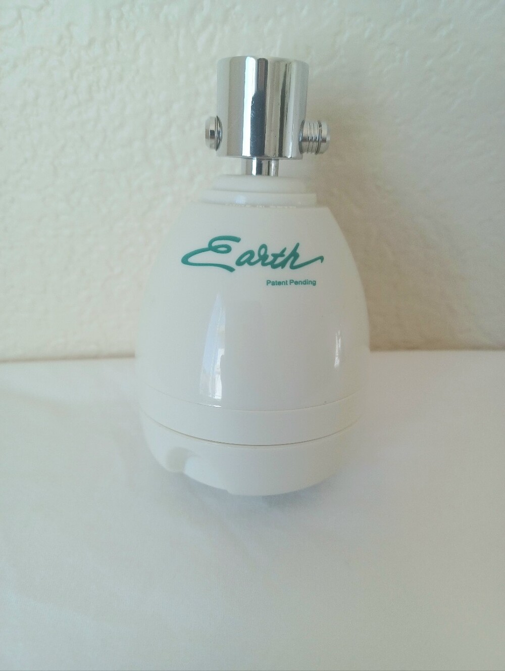 New Niagara Earth Shower Head Multi Function Low Flow Off White N2915 NWOT